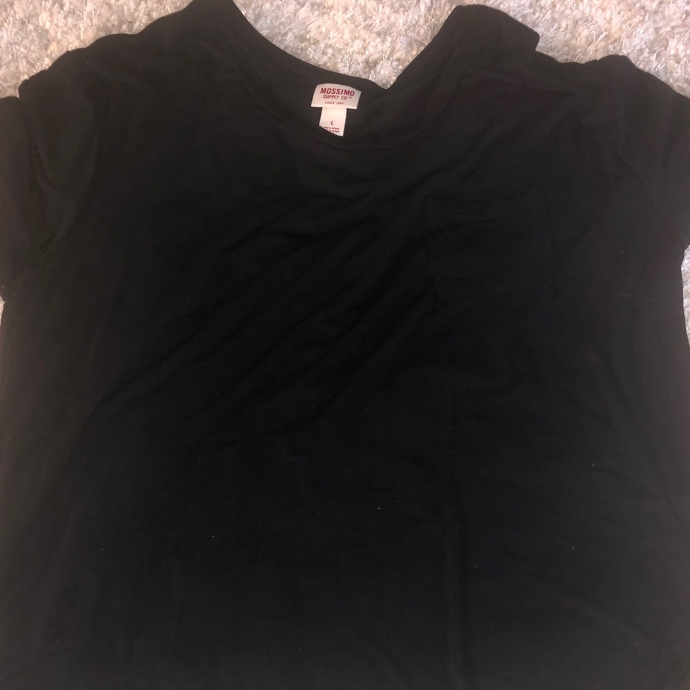 Black tee